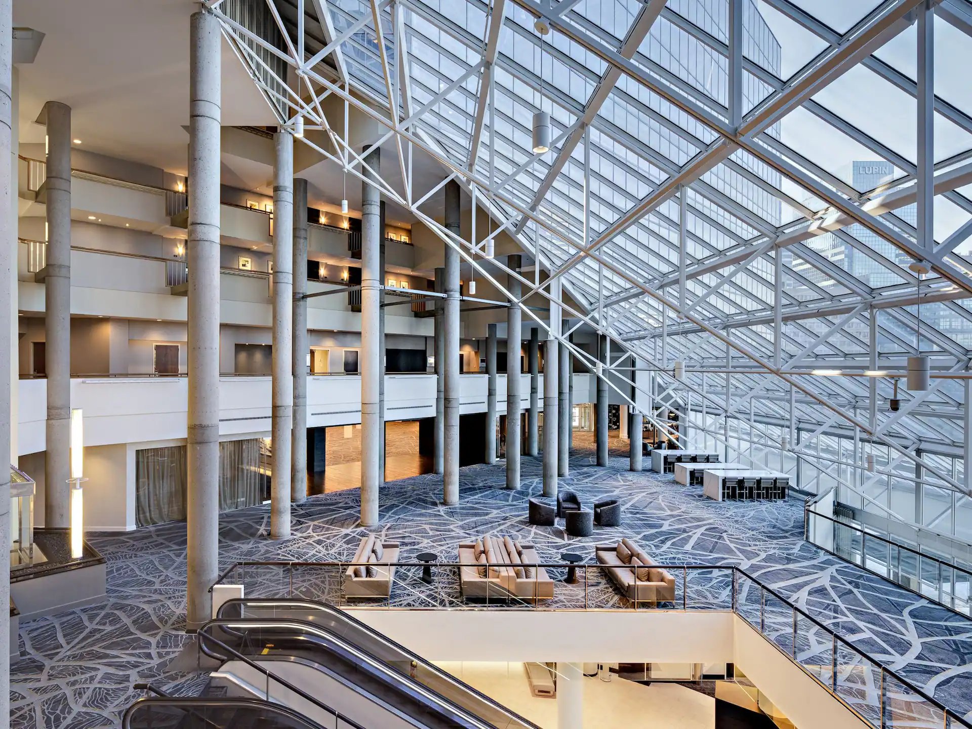 Hyatt-Regency-Baltimore-P165-Atrium-Evening.4x3