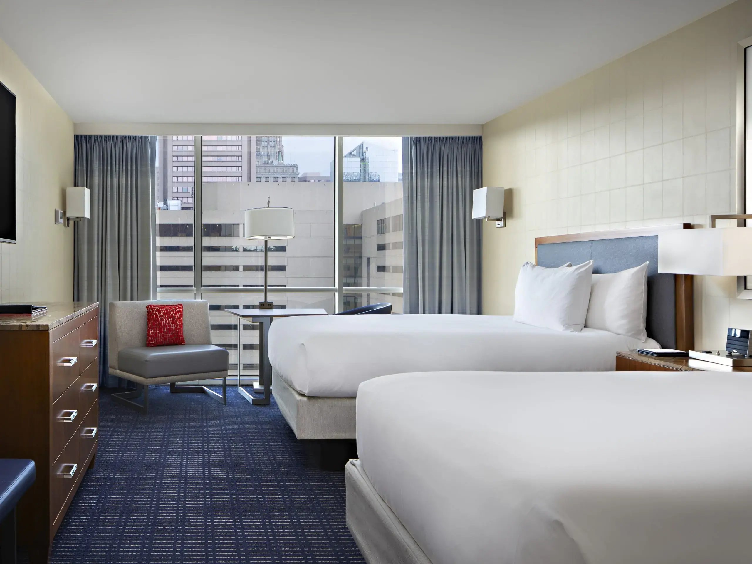 Hyatt-Regency-Baltimore-P176-Double-Beds-City-View.4x3