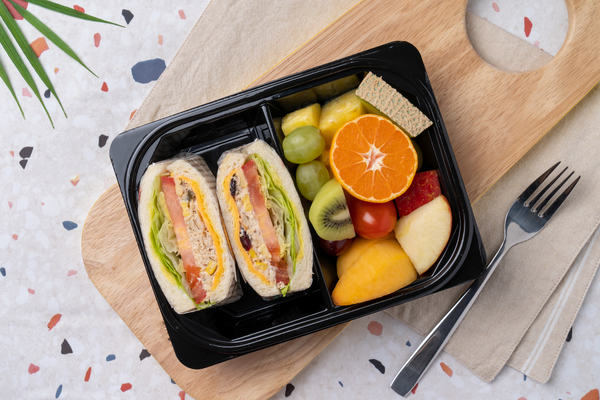 fruit-salad-lunch-box-juice-brulberry-grapefruit-pineapple-lemon-mango-fashion-fruit-sandwich-latte-green-tea-vanilla-sweet-potato-strawberry-handmade-cheongbae-ginger-omija-1